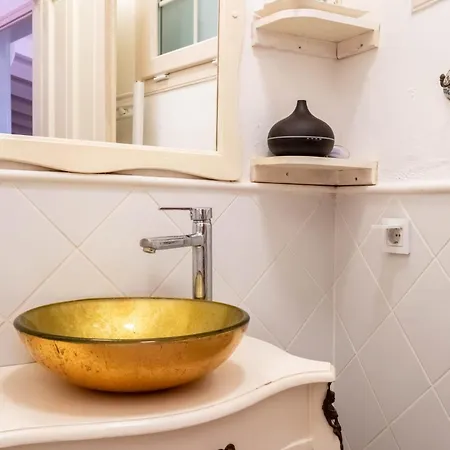 Luxury Duplex W Pool And Garden In Villa *